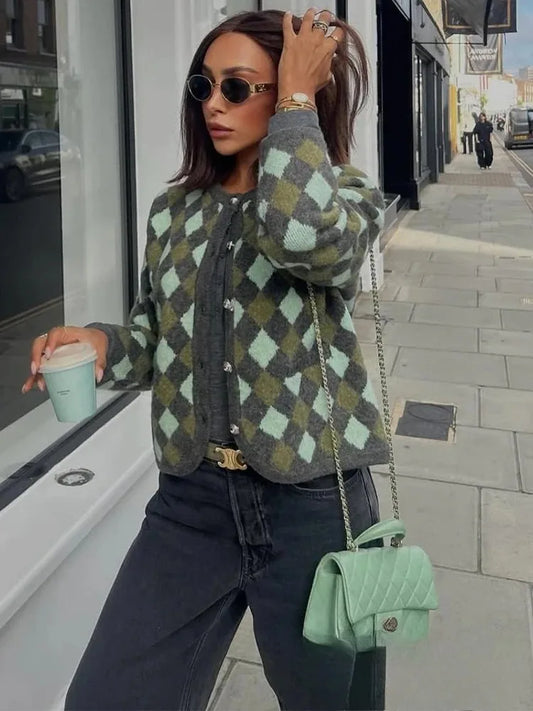 Women Vintage Argyle Sweater | Long Sleeve | Pockets | Knitted Cardigan