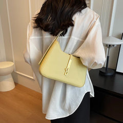 Women Metallic Decor Leather Crossbody Bag